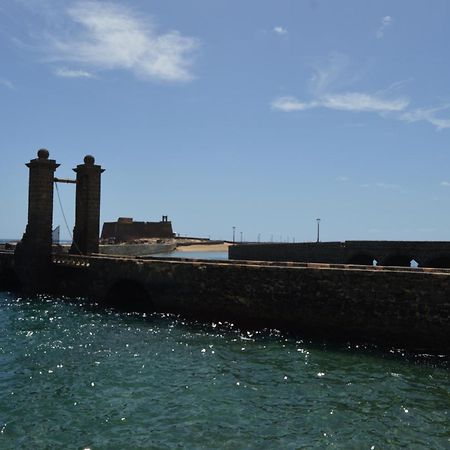 Bright, Modern Apartment In The Heart Of Arrecife المظهر الخارجي الصورة