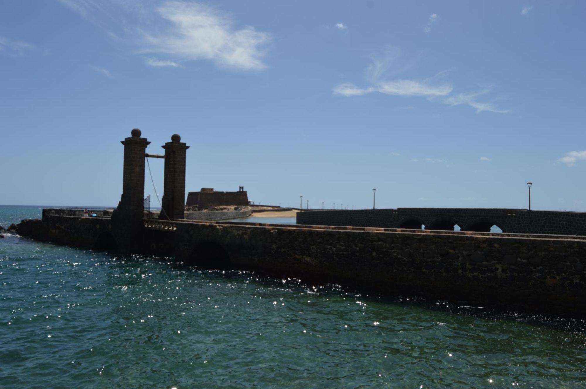 Bright, Modern Apartment In The Heart Of Arrecife المظهر الخارجي الصورة